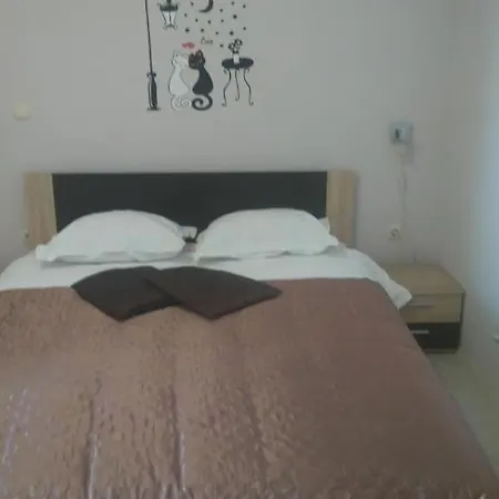 ゲストハウス & Krecak