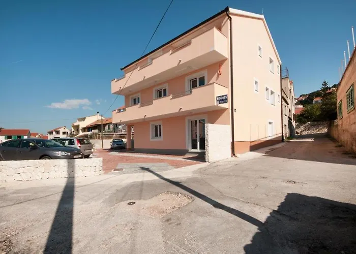 & Krecak Pensión 3*